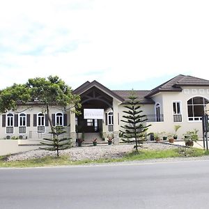 Country Chateau Hotel